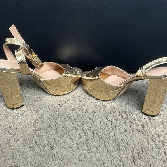 Gold Platform Heels - Picture 3 of 3